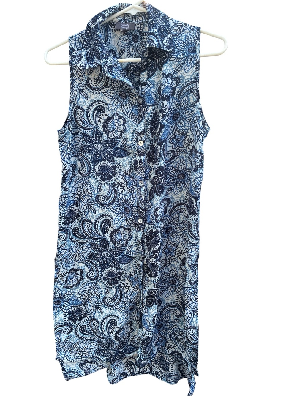 Ninety Clothing company Blue &White Paisley Sleeveless Button Down Blouse